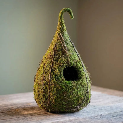 Casa Colgante en Forma de Gota con Revestimiento Vegetal Refugio Decorativo para Aves Pequeñas en Jardines y Hogares